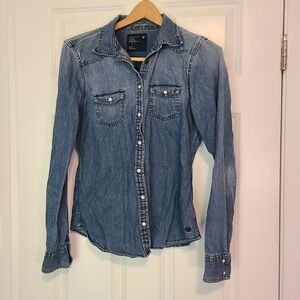 American Eagle Snap Button Denim Shirt